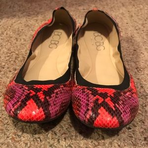 BCBG flats